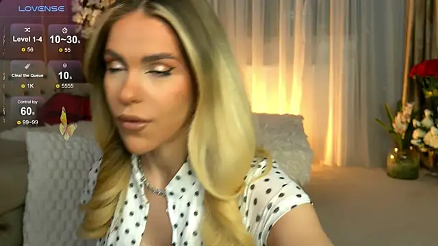 Snapshot of ChloeVelvetx chatting on 3, 3, 2026 ChloeVelvetx online show from 3, 3, 2026