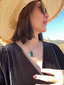 Snapshot of A-ZJunn chatting on 20, 2, 2026 A-ZJunn online show from 20, 2, 2026