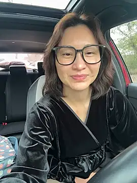 Snapshot of A-ZJunn chatting on 3, 3, 2026 A-ZJunn online show from 3, 3, 2026