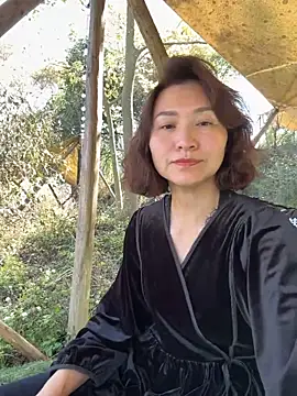 Snapshot of A-ZJunn chatting on 12, 3, 2026 A-ZJunn online show from 12, 3, 2026