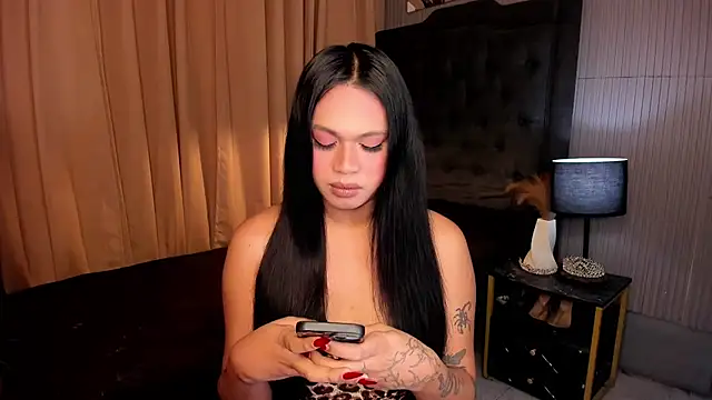 Snapshot of asianhugecockjulia chatting on 2, 2, 2026 asianhugecockjulia online show from 2, 2, 2026