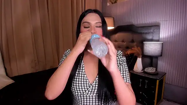 Snapshot of asianhugecockjulia chatting on 10, 3, 2026 asianhugecockjulia online show from 10, 3, 2026