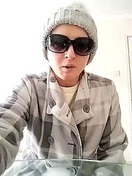 Snapshot of Amy01112 chatting on 20, 4, 2026 Amy01112 online show from 20, 4, 2026