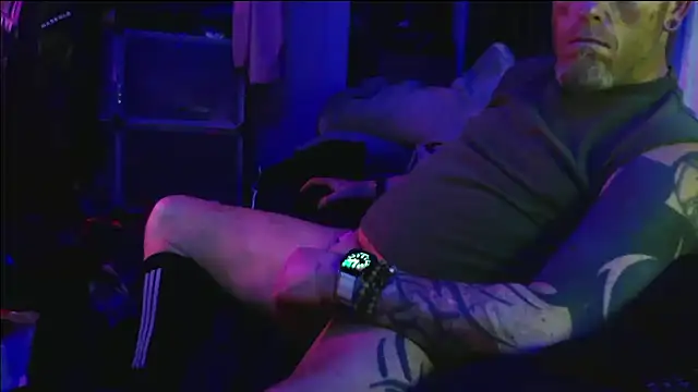 Snapshot of Prcdnhng690 chatting on 18, 12, 2025 Prcdnhng690 online show from 18, 12, 2025