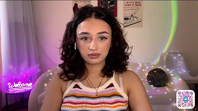 Snapshot of ParsedFix chatting on 6, 4, 2026 ParsedFix online show from 6, 4, 2026