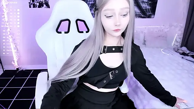 Snapshot of lyric4 chatting on 11, 3, 2026 lyric4 online show from 11, 3, 2026