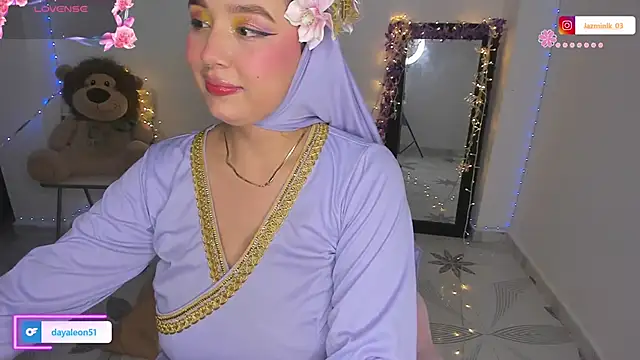 Snapshot of Jazmin_kithana chatting on 31, 3, 2026 Jazmin kithana online show from 31, 3, 2026