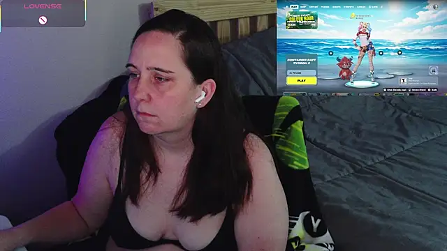 Snapshot of msgamergirl69 chatting on 8, 4, 2026 msgamergirl69 online show from 8, 4, 2026