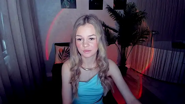 Snapshot of MidnighteAura chatting on 28, 4, 2026 MidnighteAura online show from 28, 4, 2026