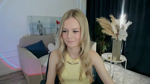 Snapshot of MidnighteAura chatting on 1, 6, 2026 MidnighteAura online show from 1, 6, 2026
