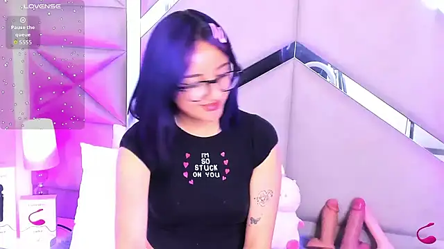 Snapshot of Dreammy_Kitty chatting on 6, 4, 2026 Dreammy Kitty online show from 6, 4, 2026