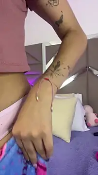 Snapshot of Dreammy_Kitty chatting on 20, 4, 2026 Dreammy Kitty online show from 20, 4, 2026