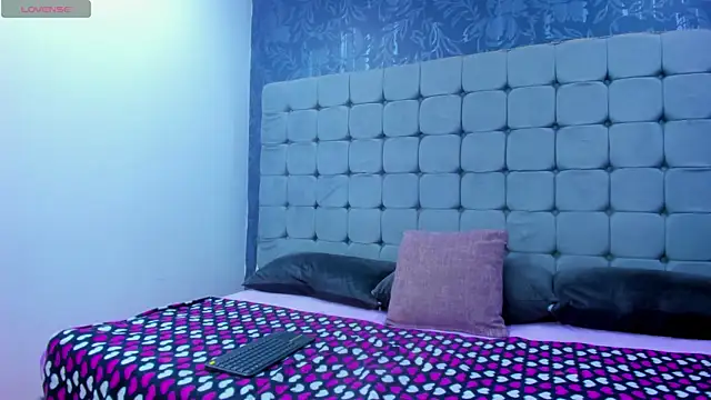 Messy Karol  online show from 3, 12, 2025