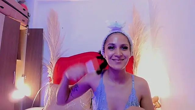 Snapshot of Samantha_luv_ chatting on 4, 4, 2026 Samantha luv online show from 4, 4, 2026