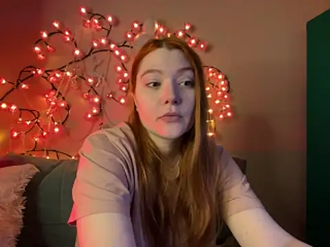 Snapshot of Ungoliant_Kiss chatting on 10, 4, 2026 Ungoliant Kiss online show from 10, 4, 2026