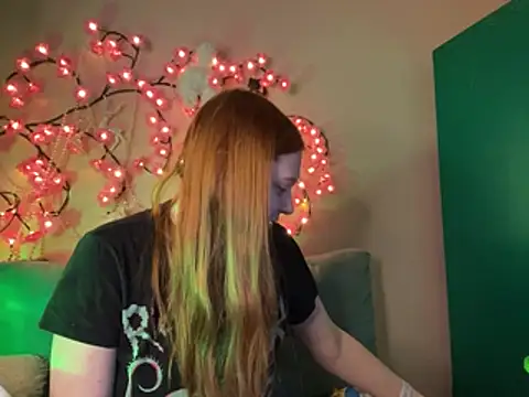 Snapshot of Ungoliant_Kiss chatting on 19, 4, 2026 Ungoliant Kiss online show from 19, 4, 2026