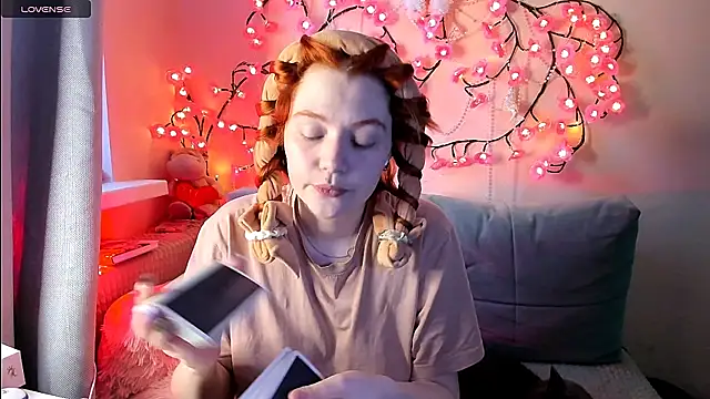 Snapshot of Ungoliant_Kiss chatting on 27, 5, 2026 Ungoliant Kiss online show from 27, 5, 2026