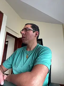 Snapshot of Tu_Principe_Azul36 chatting on 5, 6, 2026 Tu Principe Azul36 online show from 5, 6, 2026