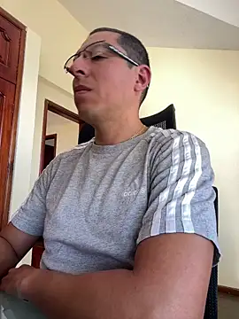Snapshot of Tu_Principe_Azul36 chatting on 17, 6, 2026 Tu Principe Azul36 online show from 17, 6, 2026