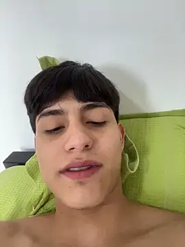 Snapshot of Lander_Cruz chatting on 18, 4, 2026 Lander Cruz online show from 18, 4, 2026