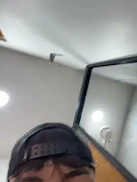 Snapshot of Lander_Cruz chatting on 14, 5, 2026 Lander Cruz online show from 14, 5, 2026