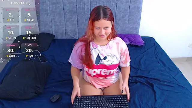 hottie couplee online show from 8, 4, 2026