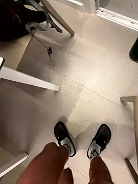 Snapshot of andresbale chatting on 13, 1, 2026 andresbale online show from 13, 1, 2026