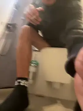 Snapshot of andresbale chatting on 22, 3, 2026 andresbale online show from 22, 3, 2026