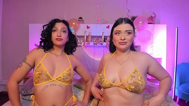 Snapshot of AnikaRomanoff_ chatting on 24, 4, 2026 AnikaRomanoff online show from 24, 4, 2026