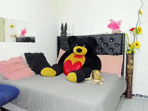 Snapshot of BlakeNoir_ chatting on 13, 4, 2026 BlakeNoir online show from 13, 4, 2026