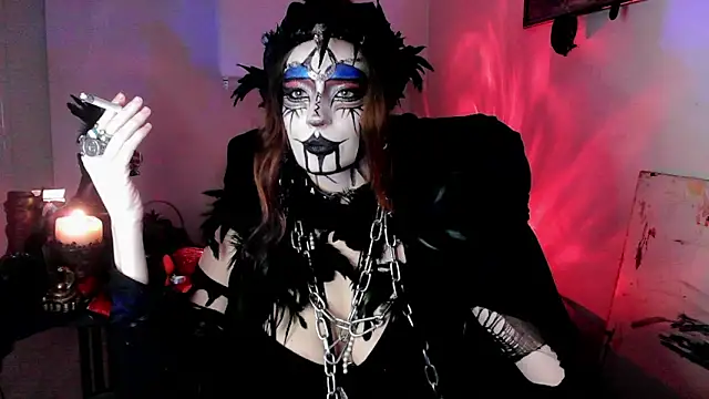 Snapshot of EmpressMorrigan chatting on 17, 12, 2025 EmpressMorrigan online show from 17, 12, 2025