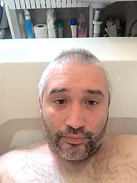Snapshot of Olomoucak1982 chatting on 6, 4, 2026 Olomoucak1982 online show from 6, 4, 2026