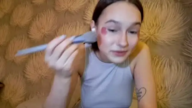 Harlybaby 2007 online show from 4, 12, 2025