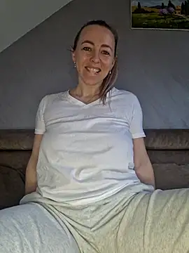 Snapshot of sole28 chatting on 27, 3, 2026 sole28 online show from 27, 3, 2026