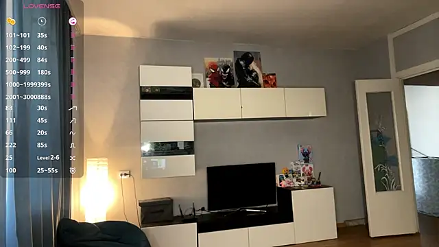 Snapshot of AveryBerkson chatting on 25, 2, 2026 AveryBerkson online show from 25, 2, 2026