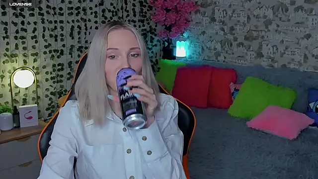 Gina Gina love online show from 26, 5, 2026