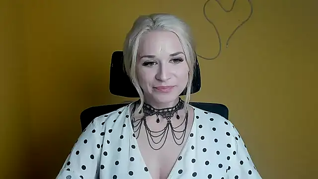 Snapshot of Melodie_Aster chatting on 13, 4, 2026 Melodie Aster online show from 13, 4, 2026