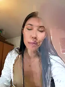 Isabella Fontanaa online show from 18, 7, 2026