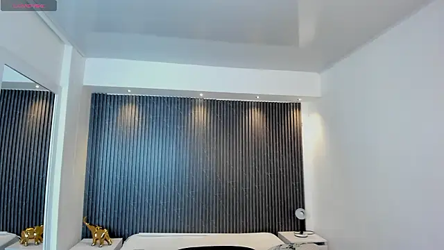 Snapshot of TiffanyHoustton chatting on 11, 2, 2026 TiffanyHoustton online show from 11, 2, 2026