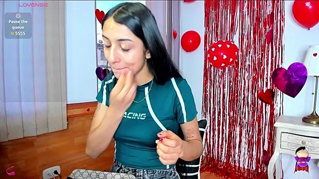 Snapshot of lya__brown chatting on 14, 2, 2026 lya brown online show from 14, 2, 2026