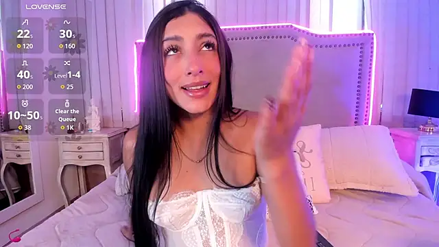 Snapshot of lya__brown chatting on 6, 7, 2026 lya brown online show from 6, 7, 2026