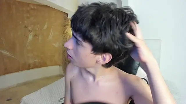 Snapshot of CONNOR_STONNE_ chatting on 21, 4, 2026 CONNOR STONNE online show from 21, 4, 2026