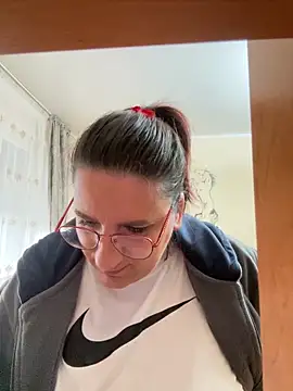 Dana92va online show from 15, 2, 2026