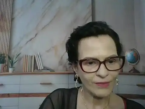 Luna-Hot0802 online show from 17, 12, 2025