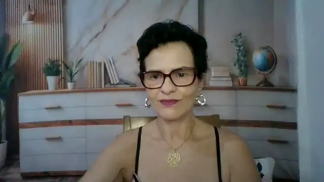 Luna-Hot0802 online show from 20, 2, 2026