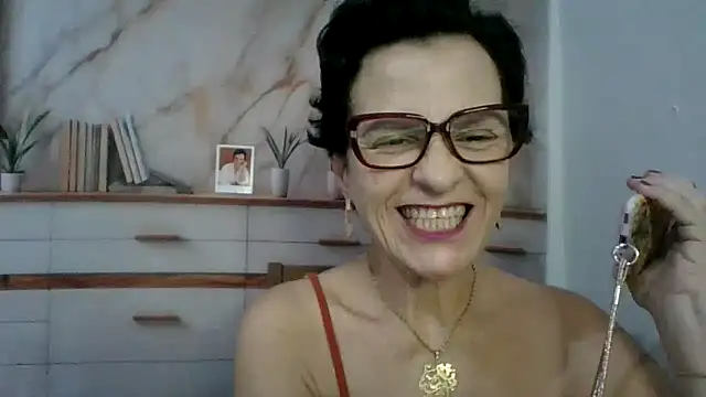 Luna-Hot0802 online show from 26, 3, 2026