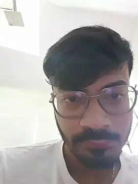 farooq2001 online show from 3, 12, 2025