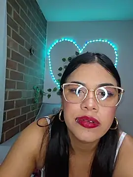 Snapshot of steffany_doll chatting on 3, 12, 2025 steffany doll online show from 3, 12, 2025