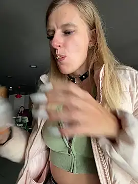 Snapshot of Betsy chatting on 29, 3, 2026 Betsy online show from 29, 3, 2026