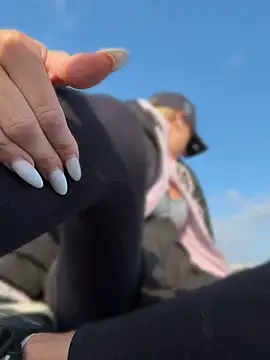 Snapshot of Betsy chatting on 13, 4, 2026 Betsy online show from 13, 4, 2026